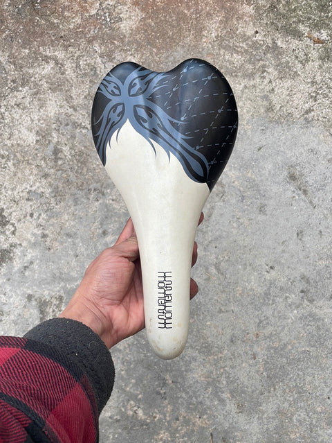 Momentum Bike Saddle