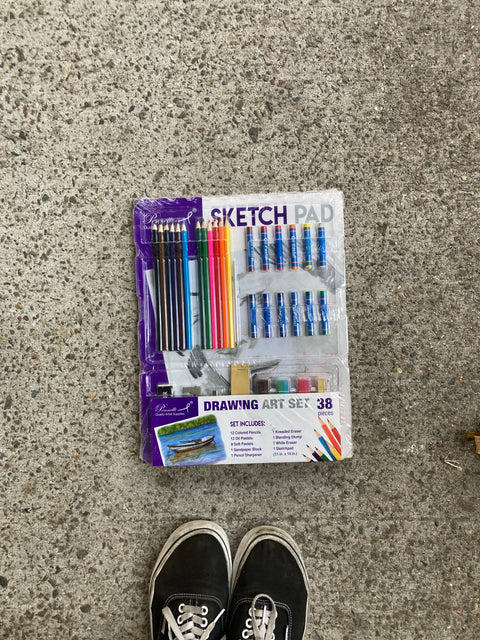 38 Pieces Drawing Art Set