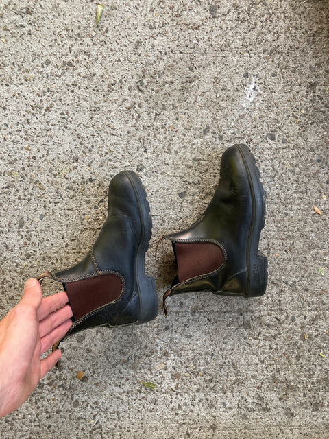 Blundstone Boots In Excellent Condition, Size US W6 or 35.5 EU