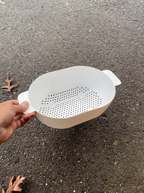 A Modern Colander