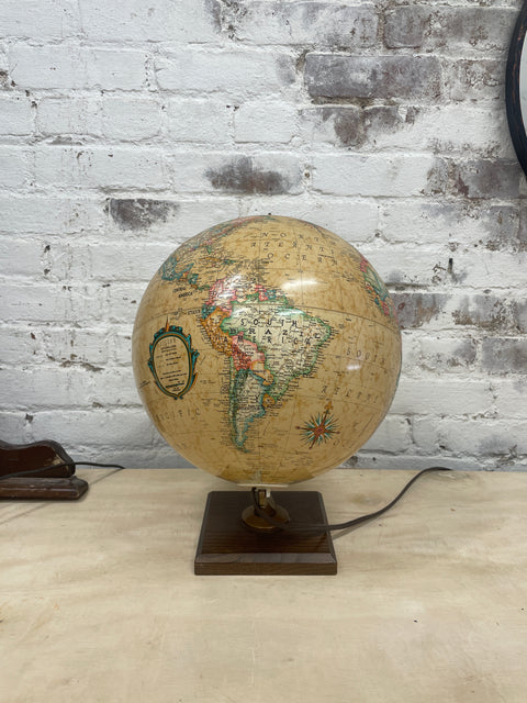 Old World-style Lamp Globe