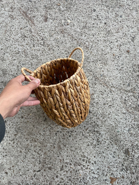 Lovely Rope Basket, 7"