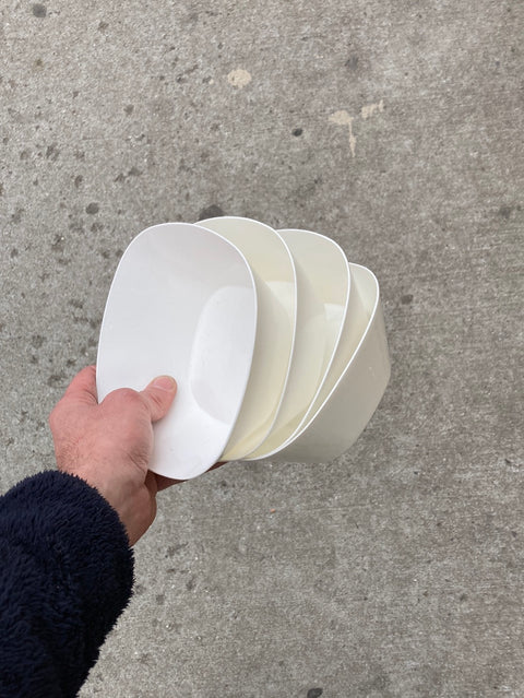 4 Nice Plastic Bowls