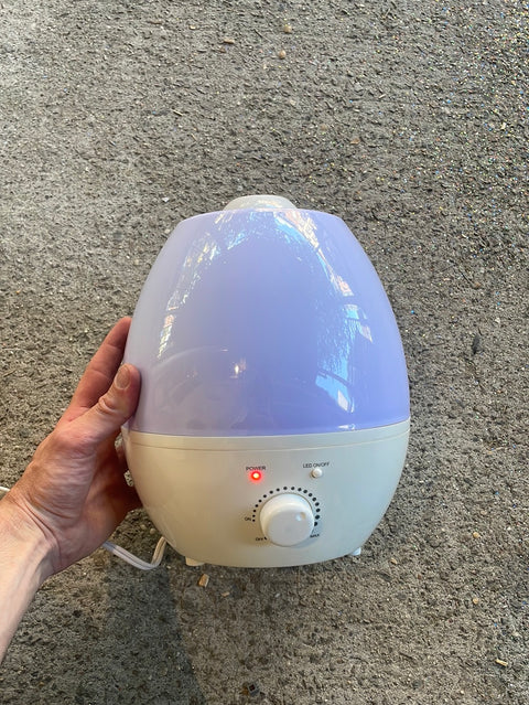 Bell And Howell Color-Changing Humidifier