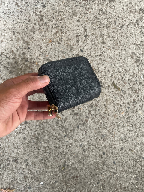 Just a Nice, Unbranded Wallet