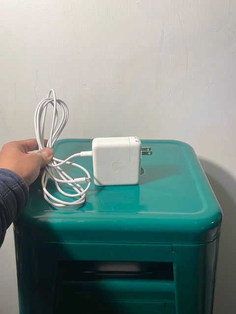 Apple USB-C Charger