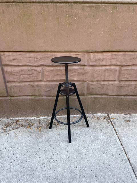 Adjustable Dalfred Bar Stool