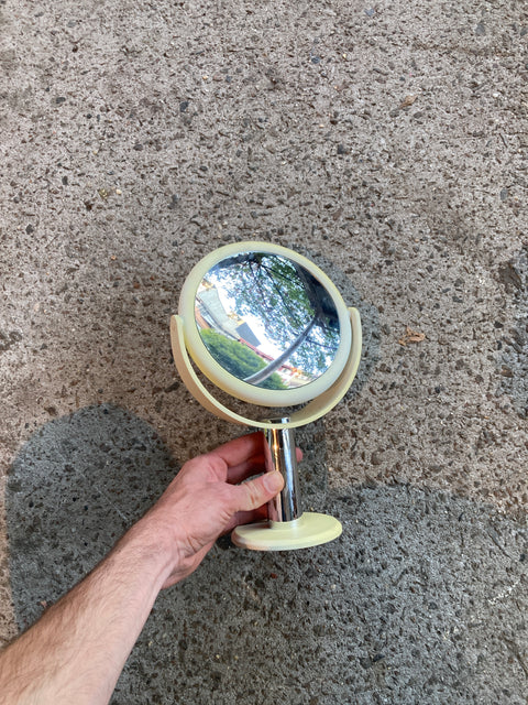 Retro Looking Vanity Mirror