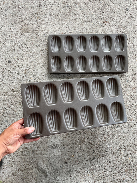 Slick Madeleine Trays