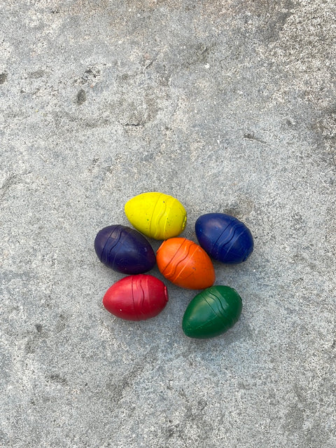 Egg-shaped Crayons