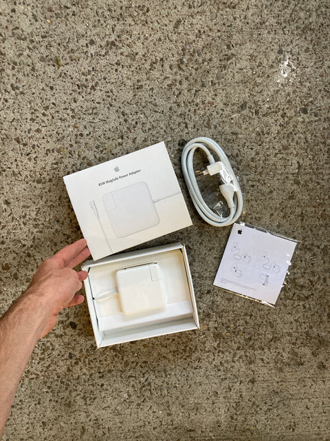 Brand New Apple 85W MagSafe Power Adapter (MC556LL/B)