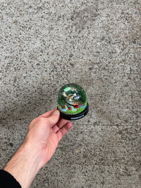 Vintage 90's Minnesota Snowglobe