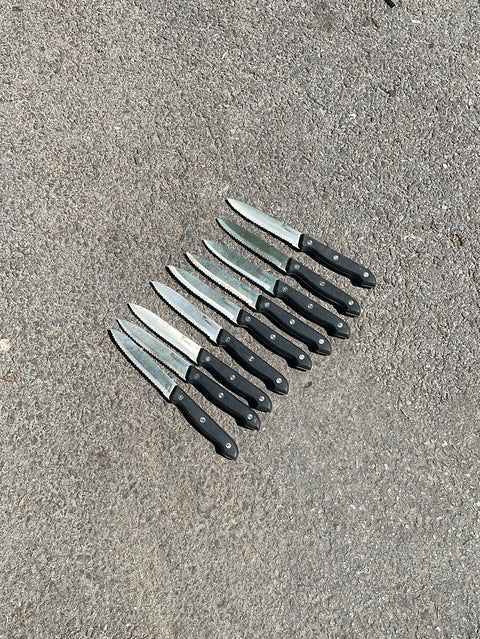 Bunch o’ Steak Knives