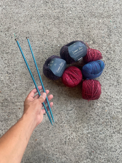 6 Balls of Merino Wool Thread with Needles