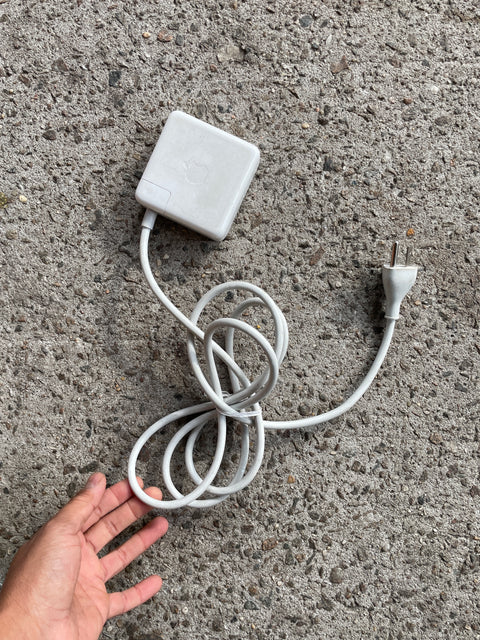 Apple 87w USB-C Laptop Charger with Extension