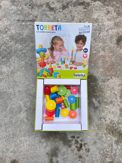 Torreta Stacking Tower Game