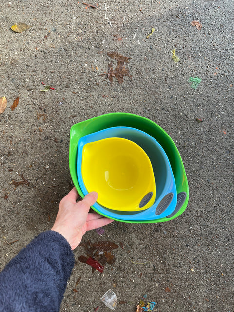 Set Of Cuisinart Mixing Bowls