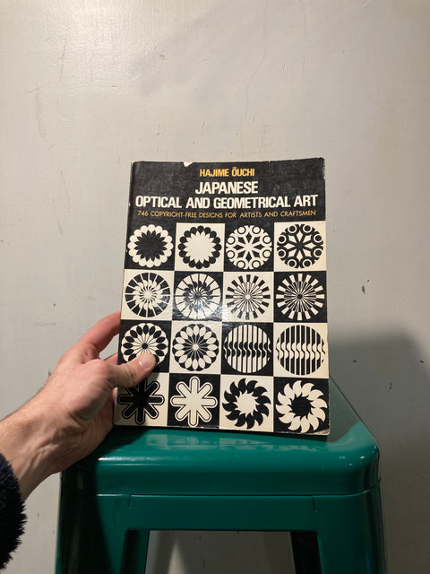 Japanese Optical and Geometrical Art Book