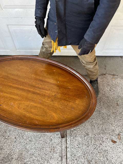 Beautiful Vintage Oval Coffee Table, W35xL60xH25"