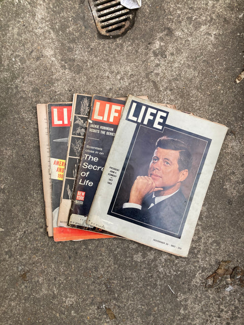 Vintage LIFE Magazines