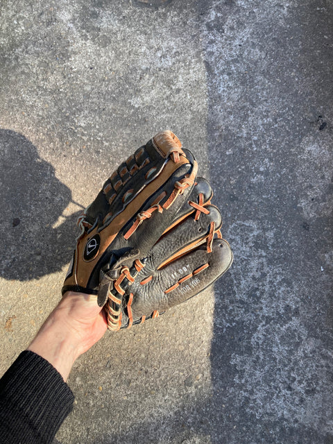 Nike 11" Softball Leather Glove