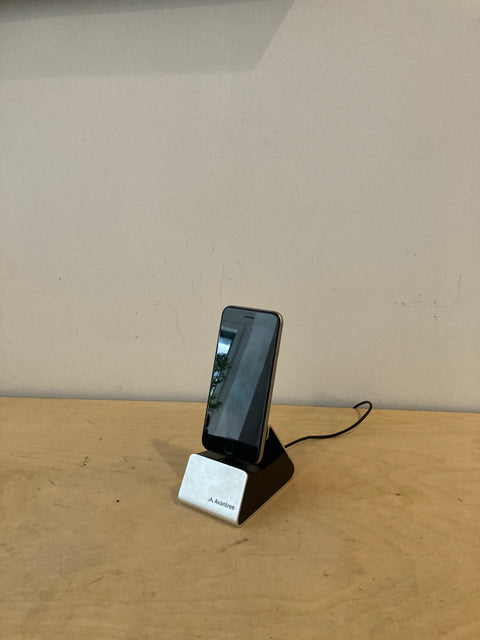 iPhone Dock Charger