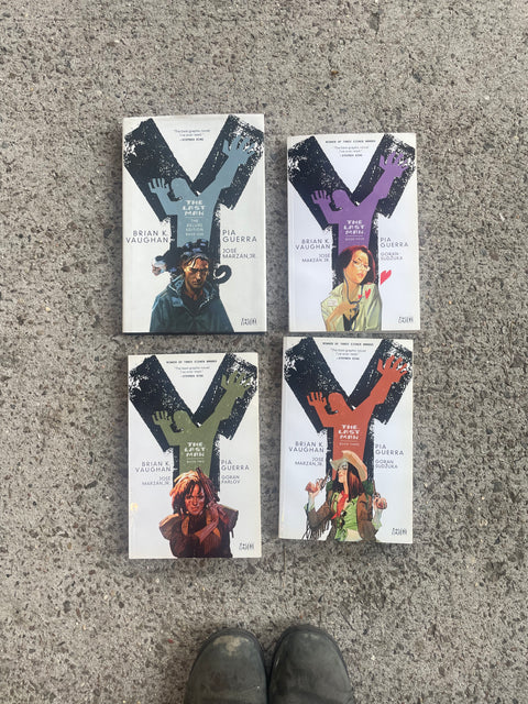 Y: The Last Man Graphic Novel Set