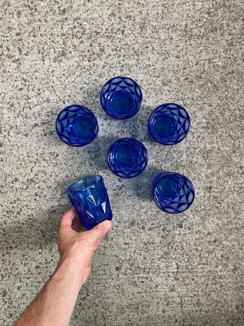 Beautiful Blue Drinking Glasses Set