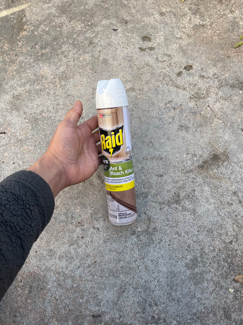 Raid Ant AND Roach Killer