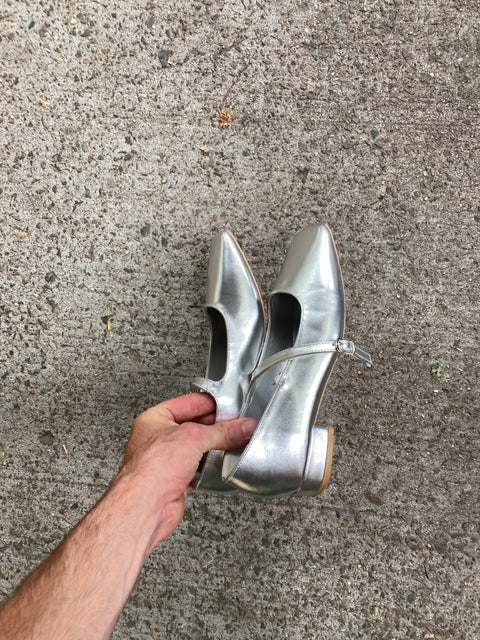 Silver Chrome Square Toe Mary Jane Flats, Sz W7.5