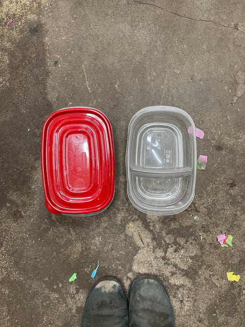 2 Rubbermaid Bento Containers