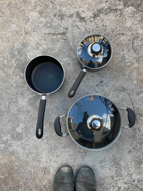 3 Sauce Pans & Pots