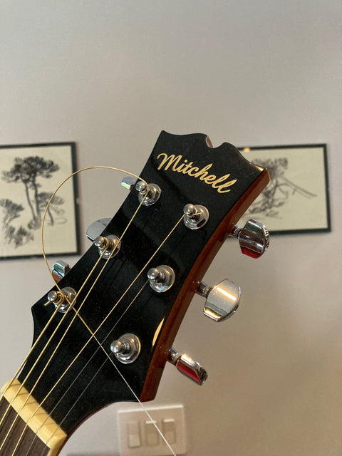 Mitchell MD100 Acoustic Guitar