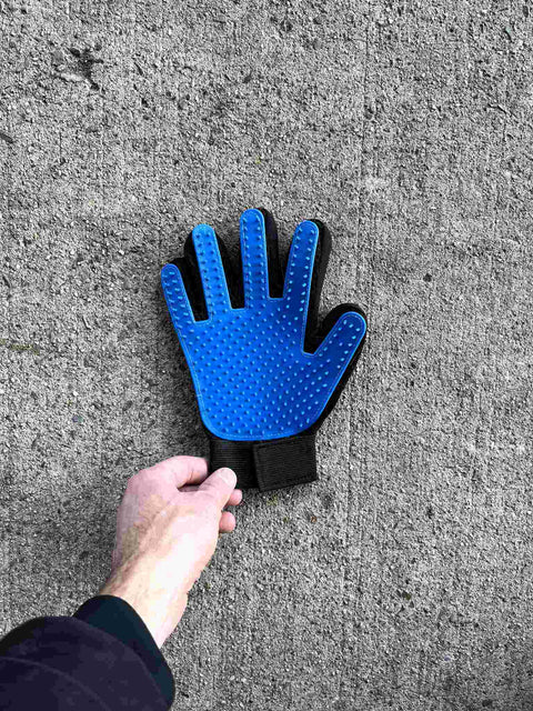 Like New Pet Grooming Glove